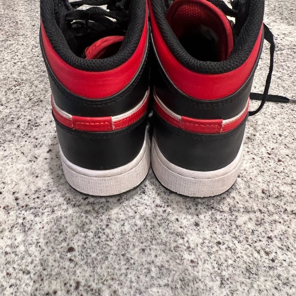 Authentic air Jordan 1 mid size 4 - Picture 6 of 6